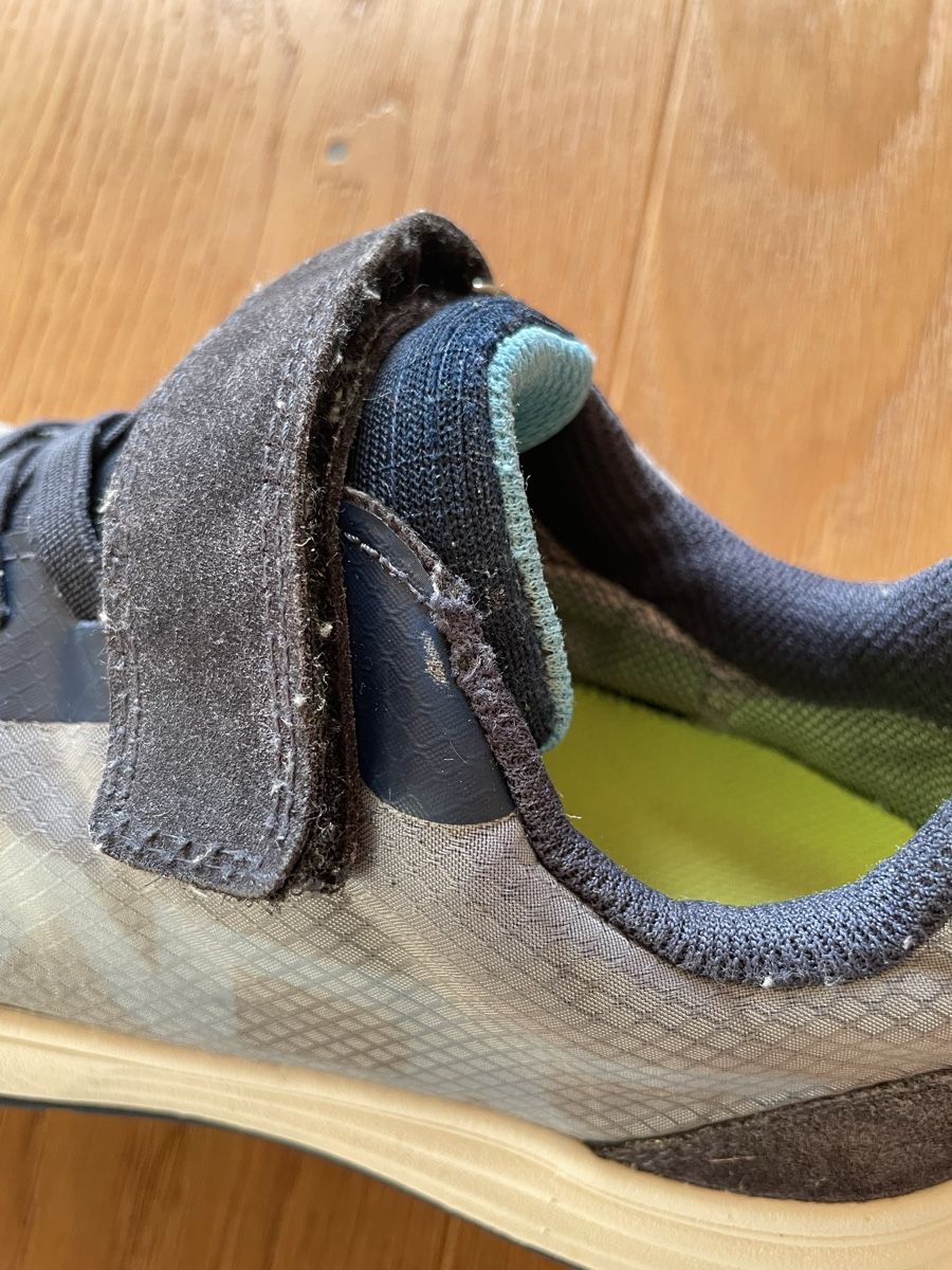 Scarpe per ragazzi: Trekkingschuhe / Sneaker – Usato da Aarwangen venduto da erd_ngx8 6