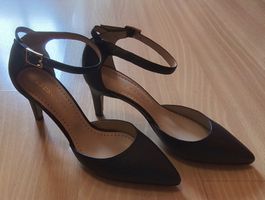 Pumps / Sandalen / Gr. 37 / Leder schwarz NEU Bruno Premi