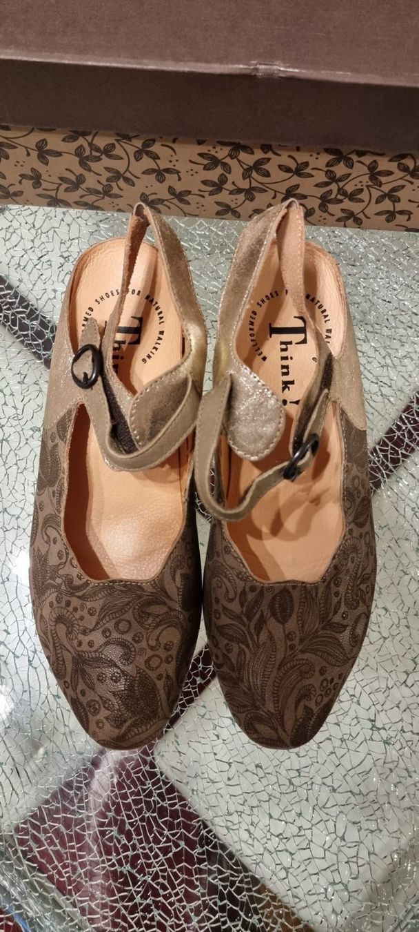 Think Damenschuhe: Think! Gr. 37.5 – Gebraucht aus Luzern von Reni025 2