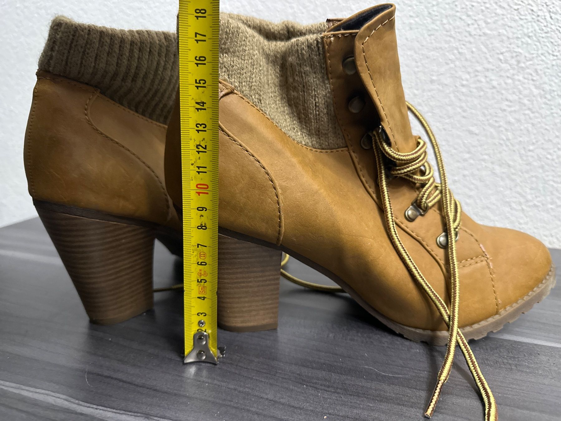 Damenschuhe: Boots grösse 42 – Gebraucht aus Aarburg von Tonija 4