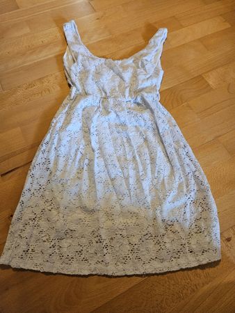 Sommerliches Spitzenkleid, weiss, Grösse S
