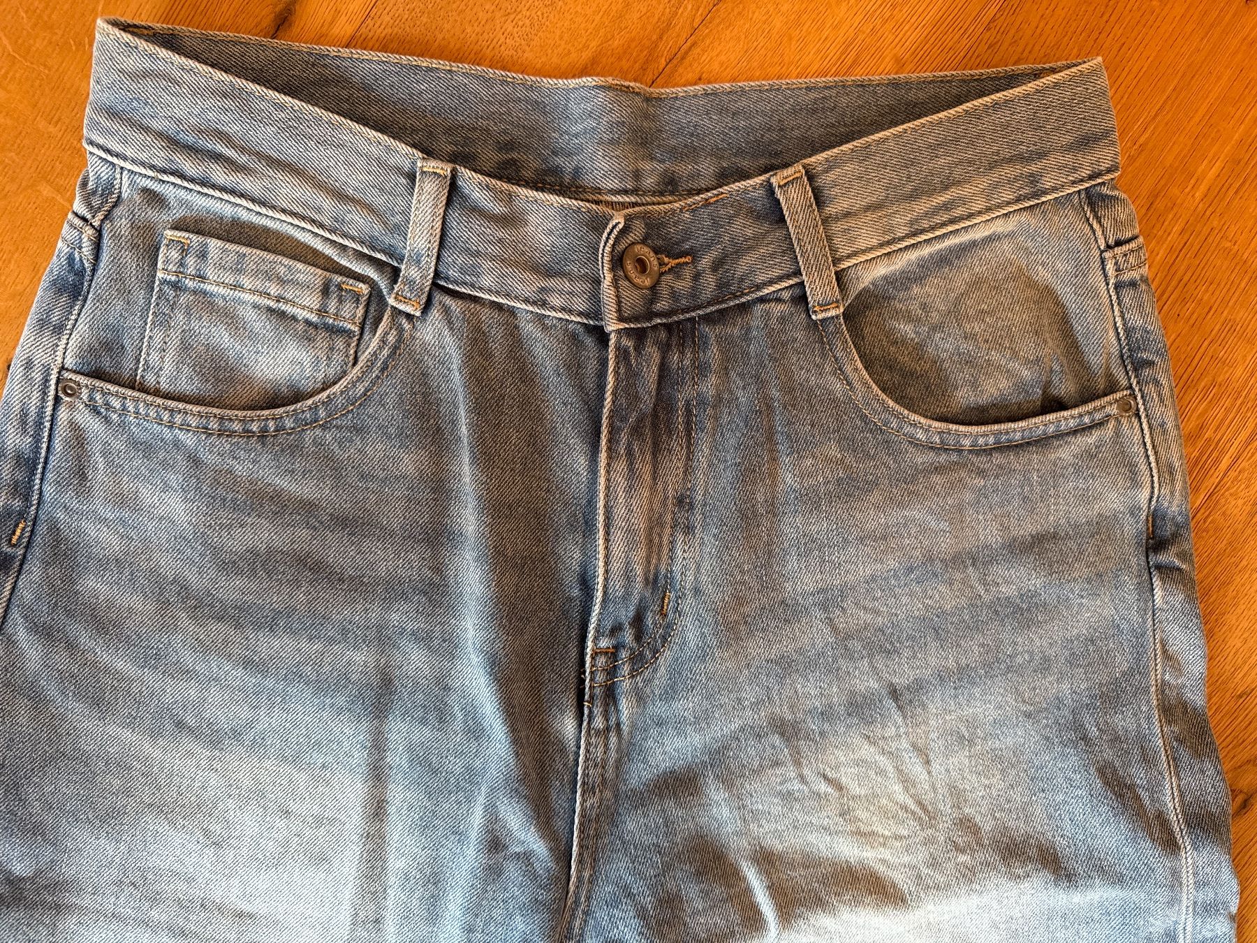 Jeans: bermudas jeans – Nuovo (secondo la descrizione) da gurzelen venduto da malu04 1