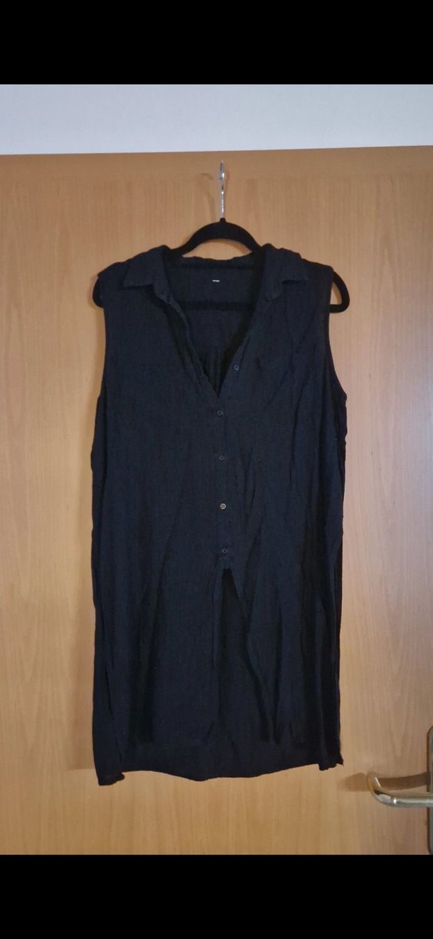 Blusen: Schwarze Bluse – Gebraucht aus Bubendorf von ang_b829