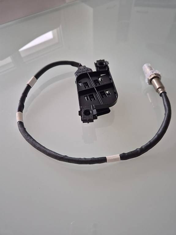 Tutti pezzi di ricambio auto: NOx Sensor, original VW – Usato da Wollerau venduto da Artigianalmente 2