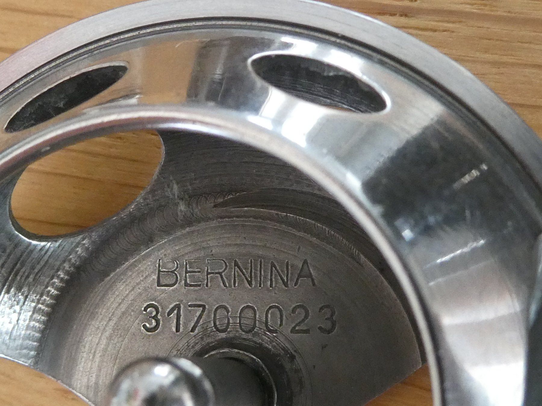Bernina Macchine da cucire: Bernina Greiffer, Spulenkapsel, Spule – Usato da Beromünster venduto da legolas_mt-gd 4
