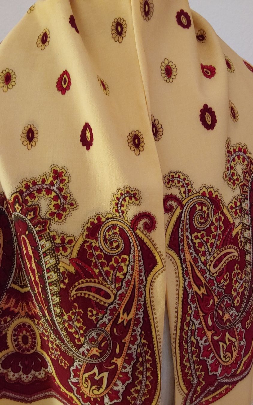 Foulard & Sciarpe: Foulard Schal Wolle – Nuovo (secondo la descrizione) da Köniz venduto da scopello12 3