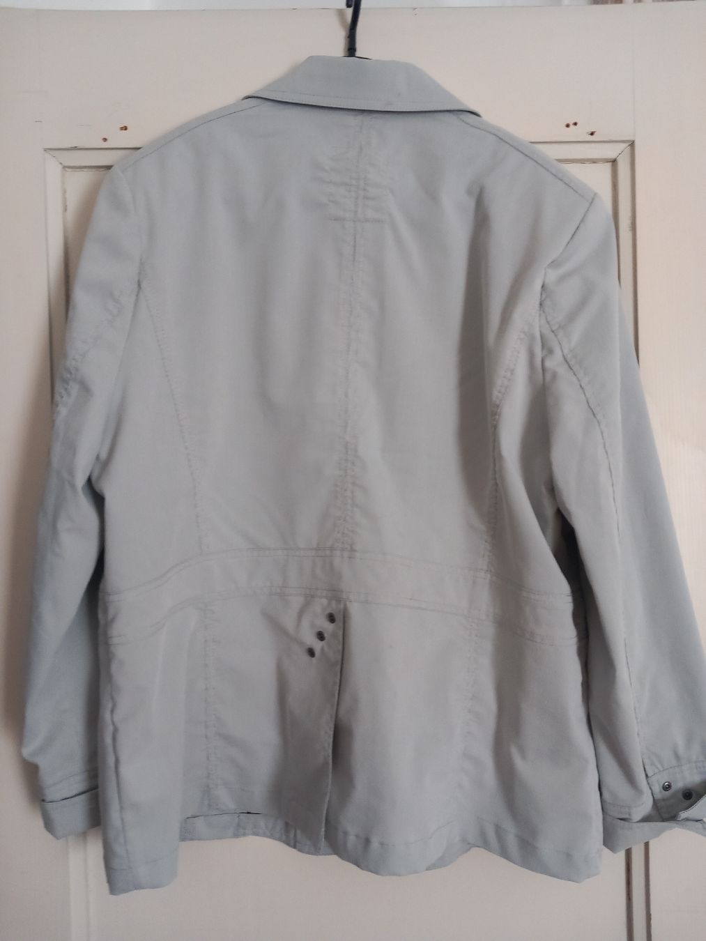 Giacche: Damen Übergang jacke – Usato da Biberist venduto da lsr_z9lv 1