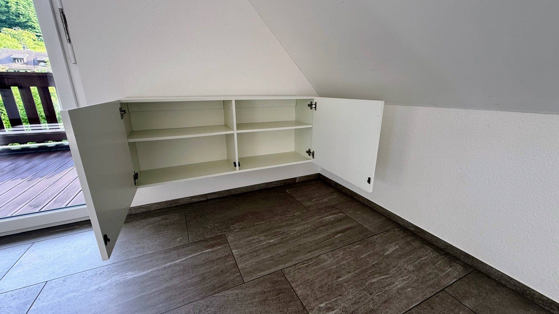 Scaffali: Wandhängendes Sideboard – Exemplar 3 – Usato da Wettingen venduto da Rosalie88 1