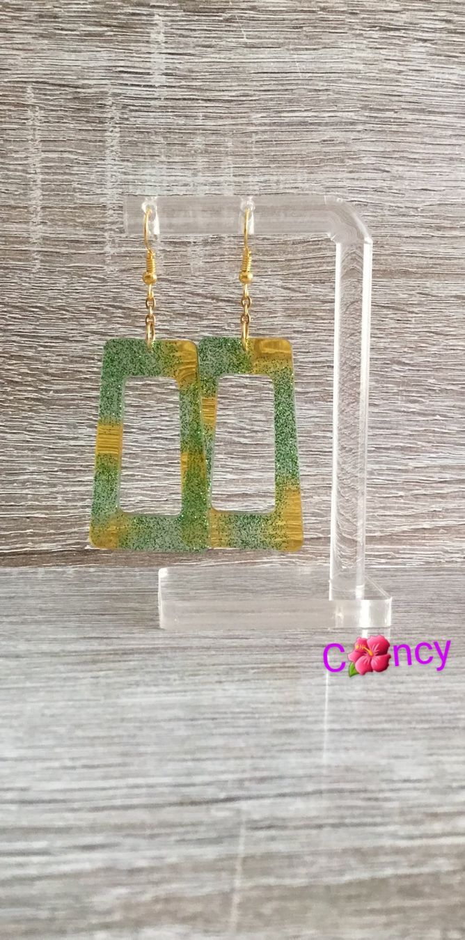 Orecchini pendenti & Orecchini a lobo: Boucle d’oreille – Nuovo e nell'imballaggio originale da Genève venduto da mir_qfr5 2