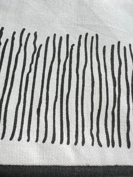 Coussins: 7 Kissen m. Streifen a. Seite PBHome Neu! (Ladenpreis 271.-) – Neuf avec emballage d'origine à Allschwil par mapetitemaison 1