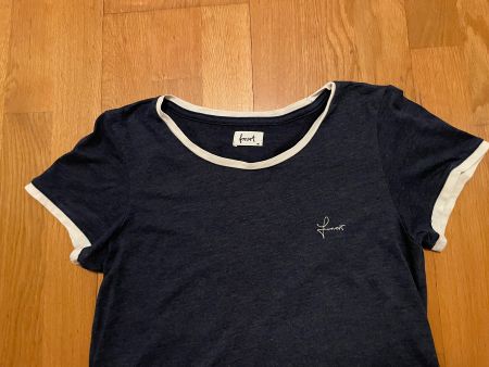 T-Shirt von Forvert in Grösse XS.
