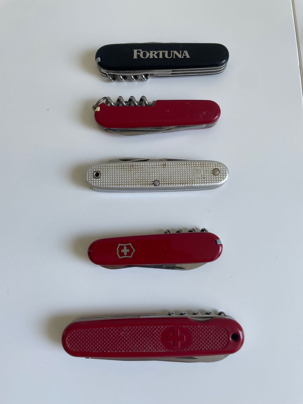 Taschenmesser: Diverse Taschenmesser – Gebraucht aus Dällikon von buyandbehappy 2
