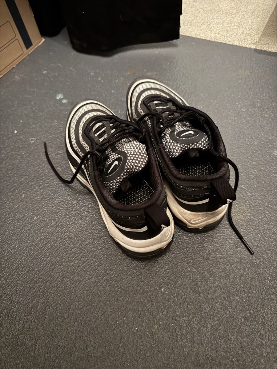 Nike Herrenschuhe: Nike Airmax 97 Grösse 38.5 – Neu (gemäss Beschreibung) aus Zürich von Verkaeufer12345 2