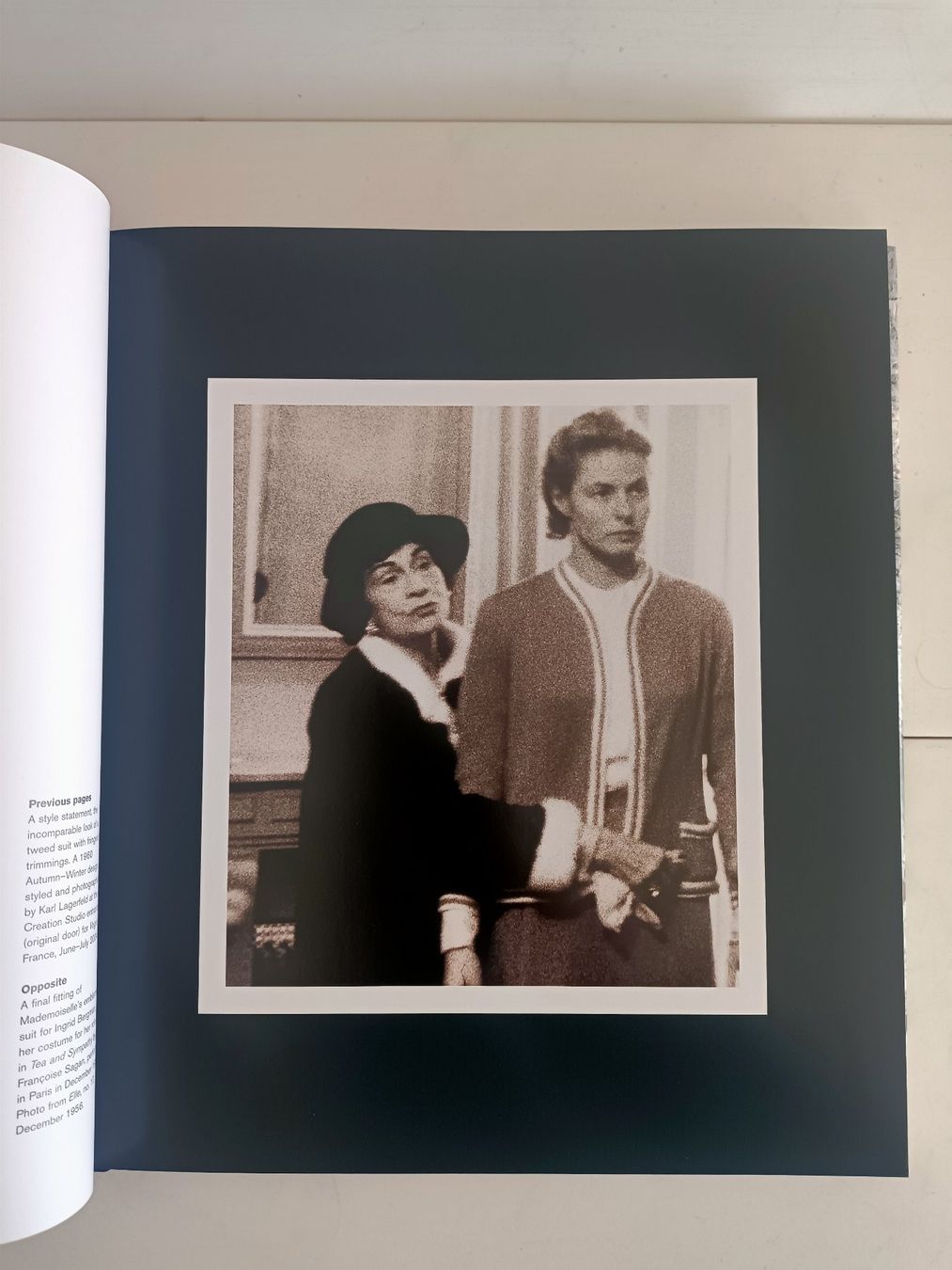 Bücher: Chanel - Collections and Creations / Danièle Bott / Thames & – Gebraucht aus crans montana von AB3963 1