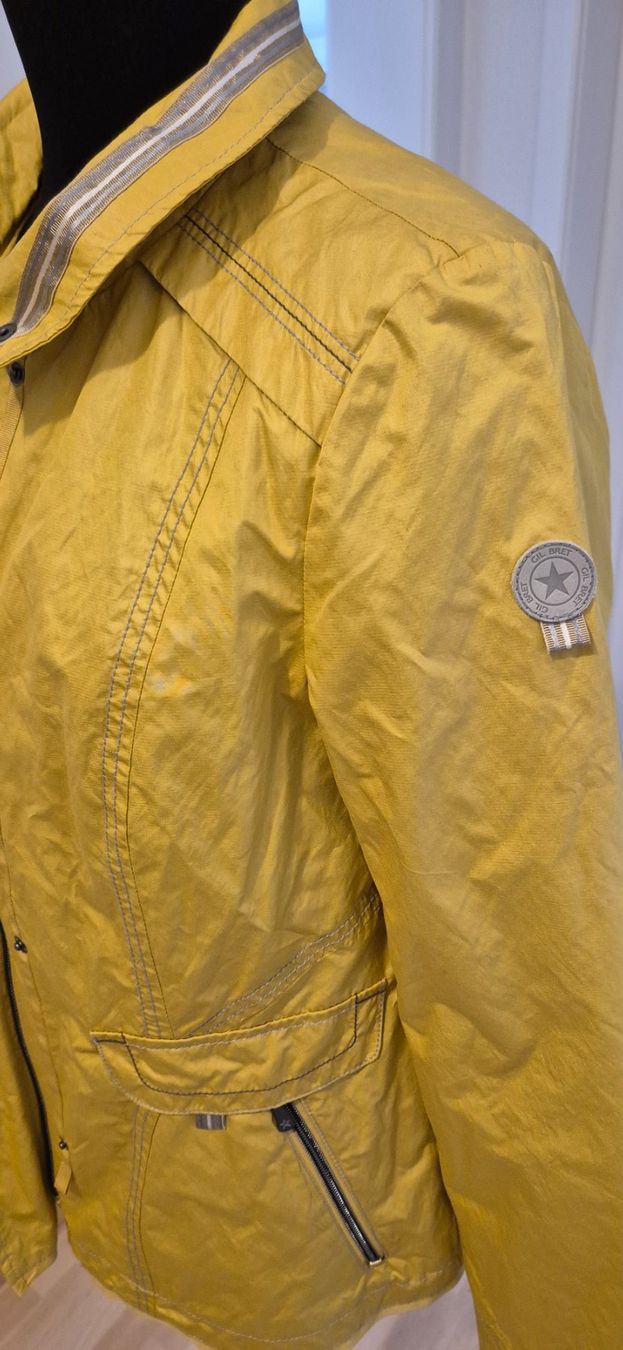 Gil Bret Jacken: Gil Bret Übergangsjacke Gr. 40, Senfgelb – Gebraucht aus Schwyz von Vesparider01 1