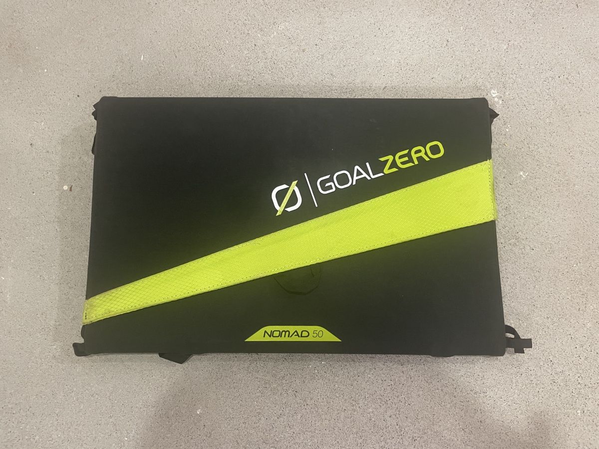 Goal Zero Panneaux solaires: Nomad 50 Solar Panel – Défectueux à Winterthur par Salmanassar