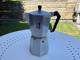 Mokkakanne G.B.O Aluminium silberfarben gebraucht 4 Tassen