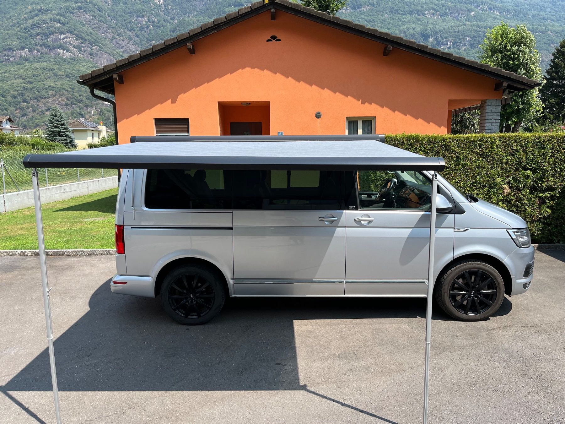 VW Automobili: VW T6 Multivan Six Gen 4 Motion – Usato da Lodrino venduto da 2007arielt 3