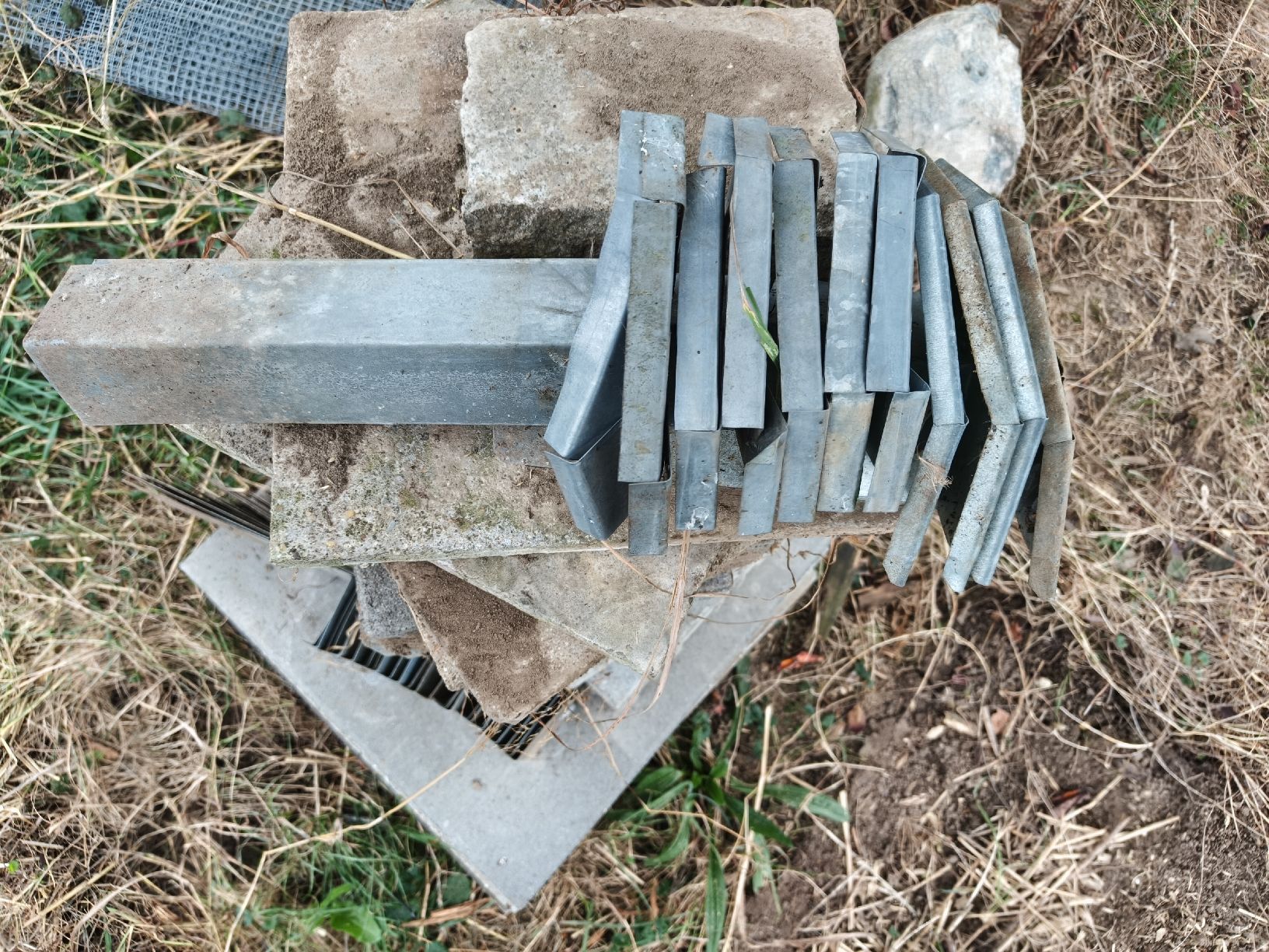 Recinzioni: Schneckenzaun/ Beeteinfassung  – Difettoso da Braunau venduto da Borntofly7 5