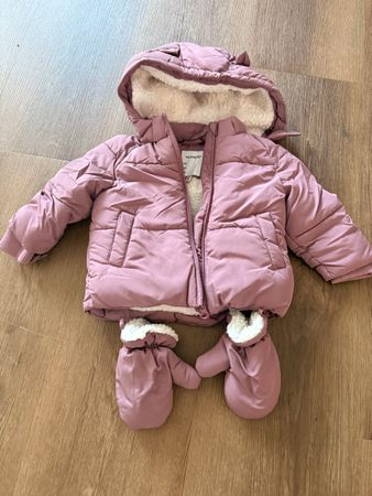 Winterjacke mit Fäustlingen