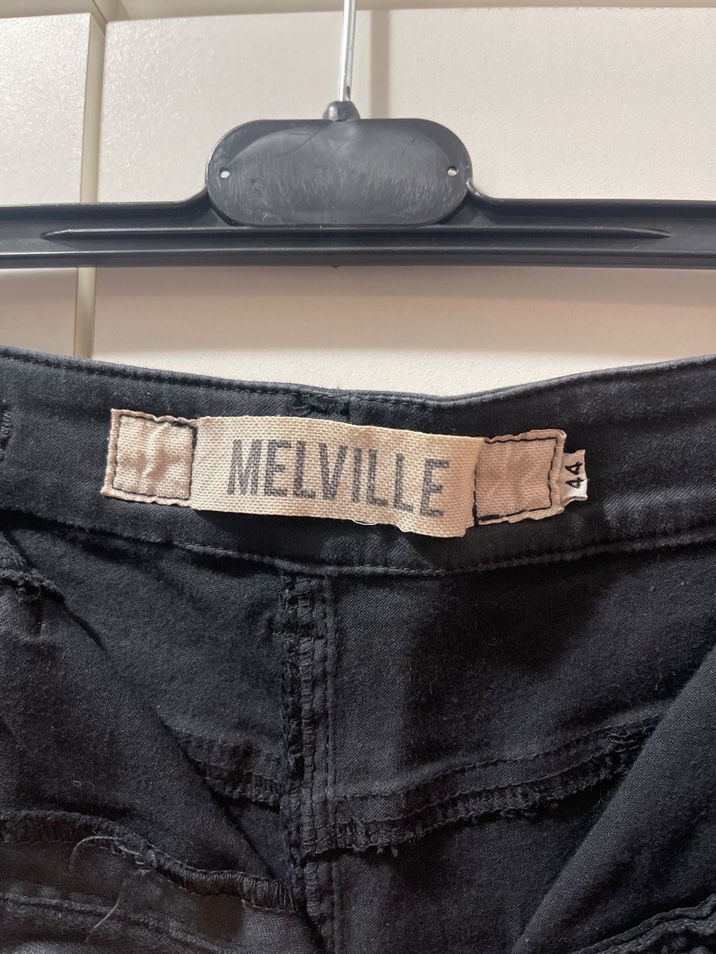 Brandy Melville Pantaloni: Pantalone corto Brandy Melville – Usato da Rancate venduto da Waly__ 2