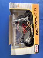 Motorrad Modell Maisto Ducati Diavel 1/12 Karton beschädigt