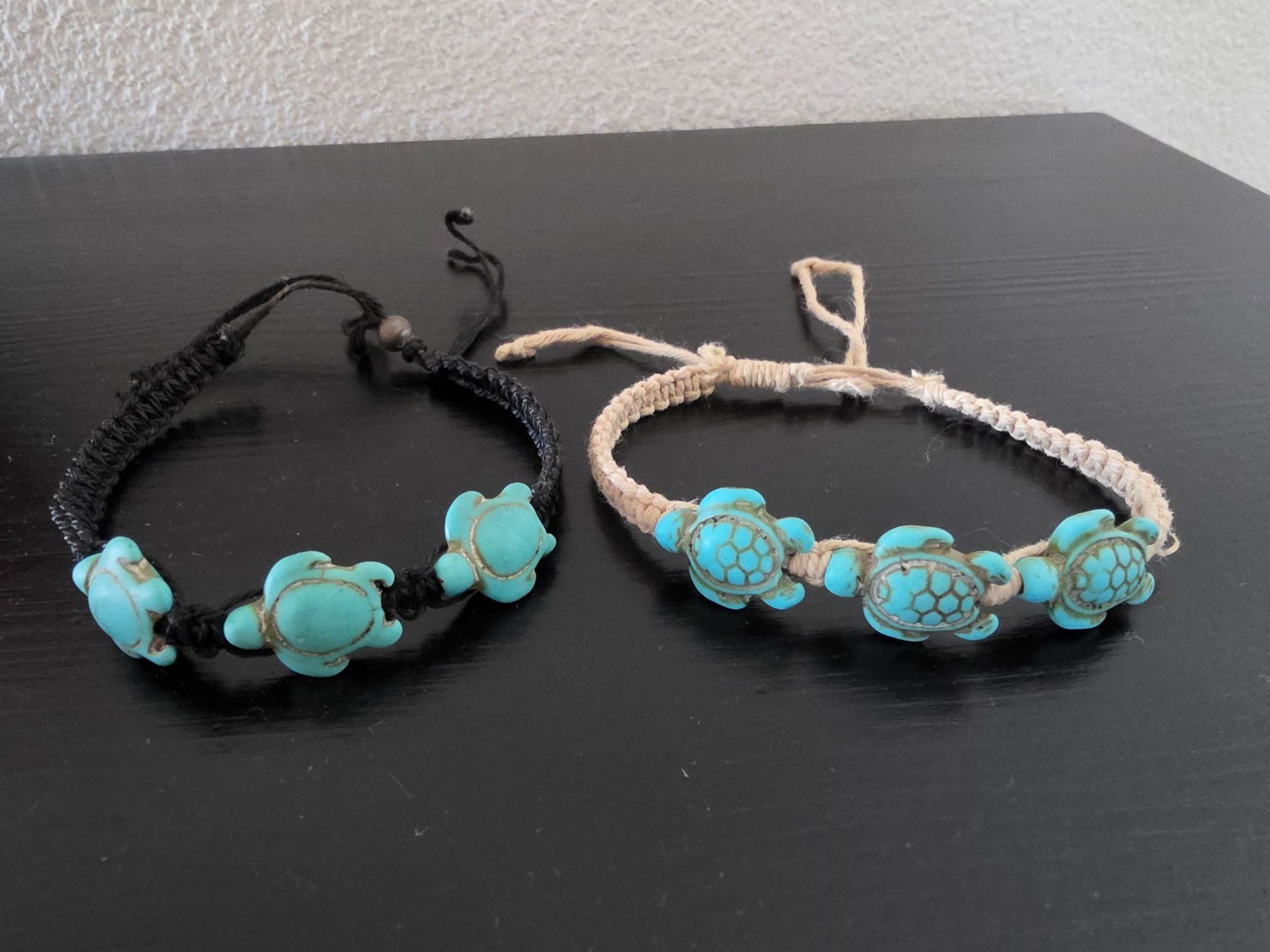 Bracciali & Braccialetti: 2 Armbänder Schildkröten Türkis – Usato da Stäfa venduto da flamingo_17