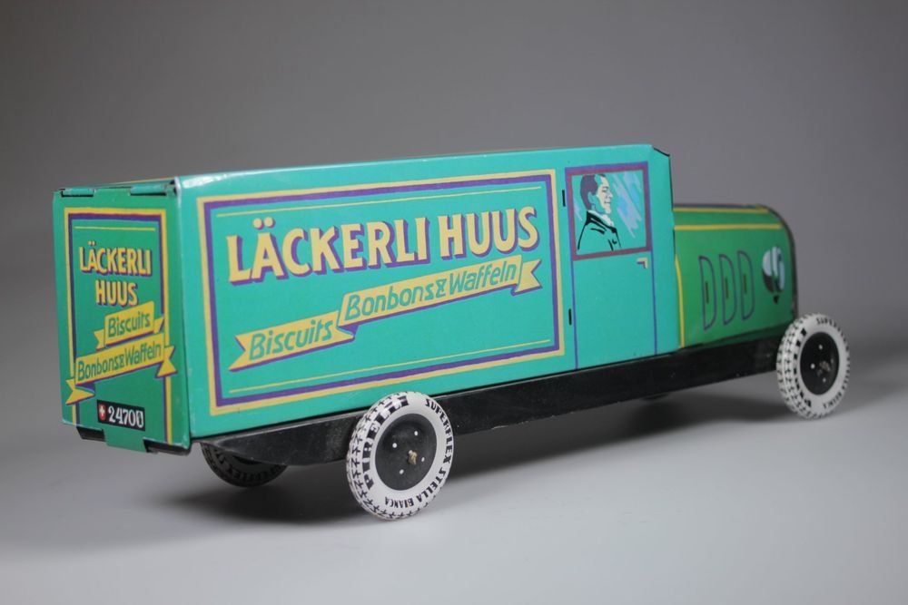 Tutte le decorazioni: Alter Werbe-LKW Läckerli Huus Basel – Usato da Stäfa venduto da Clandestino04 2