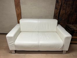Weisses Leder-Sofa. Elegantes Design - sehr bequem!