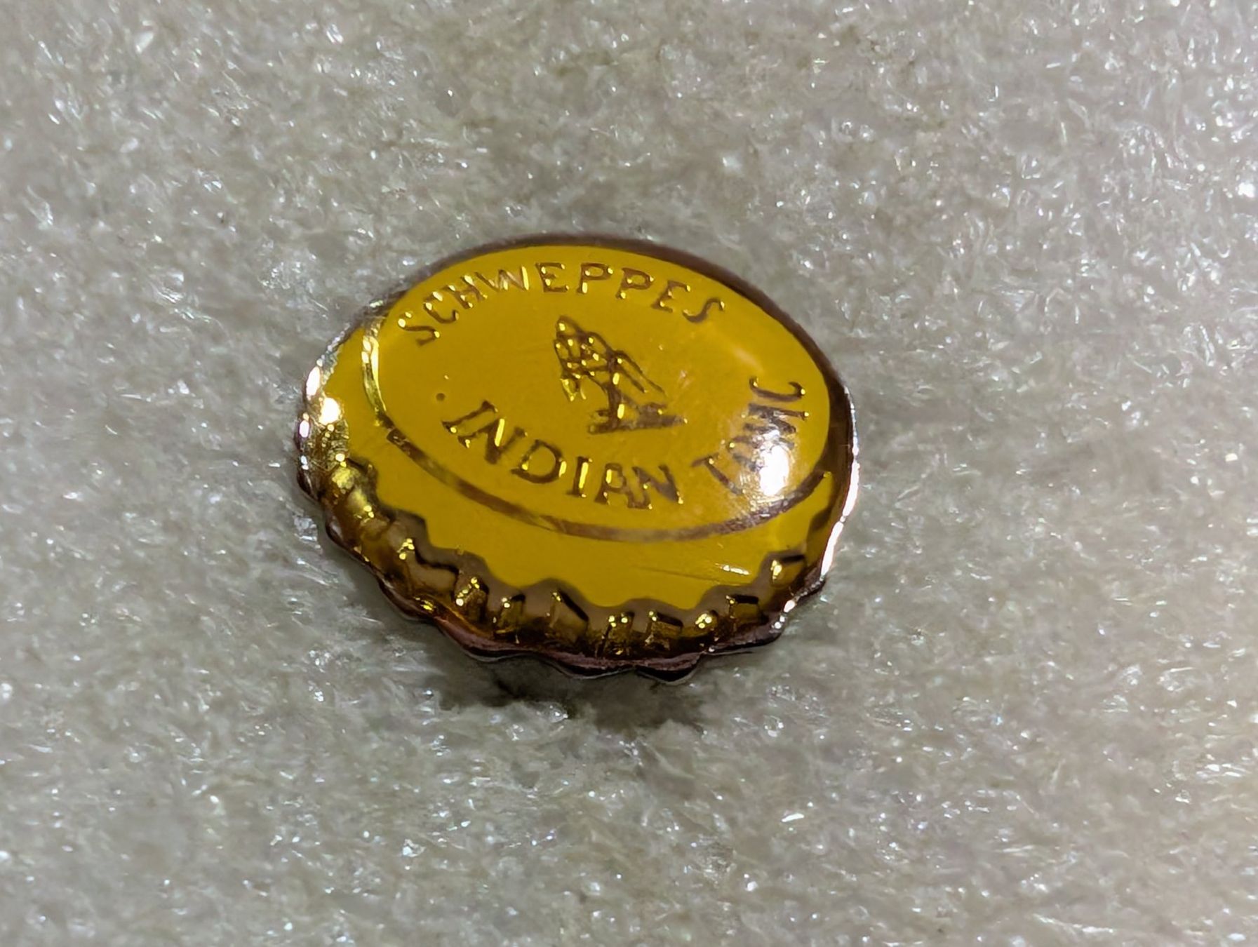 Placchette & Badge: Ansteckpin 170: Schweppes – Usato da Oppligen venduto da Pin-Fall-Shop