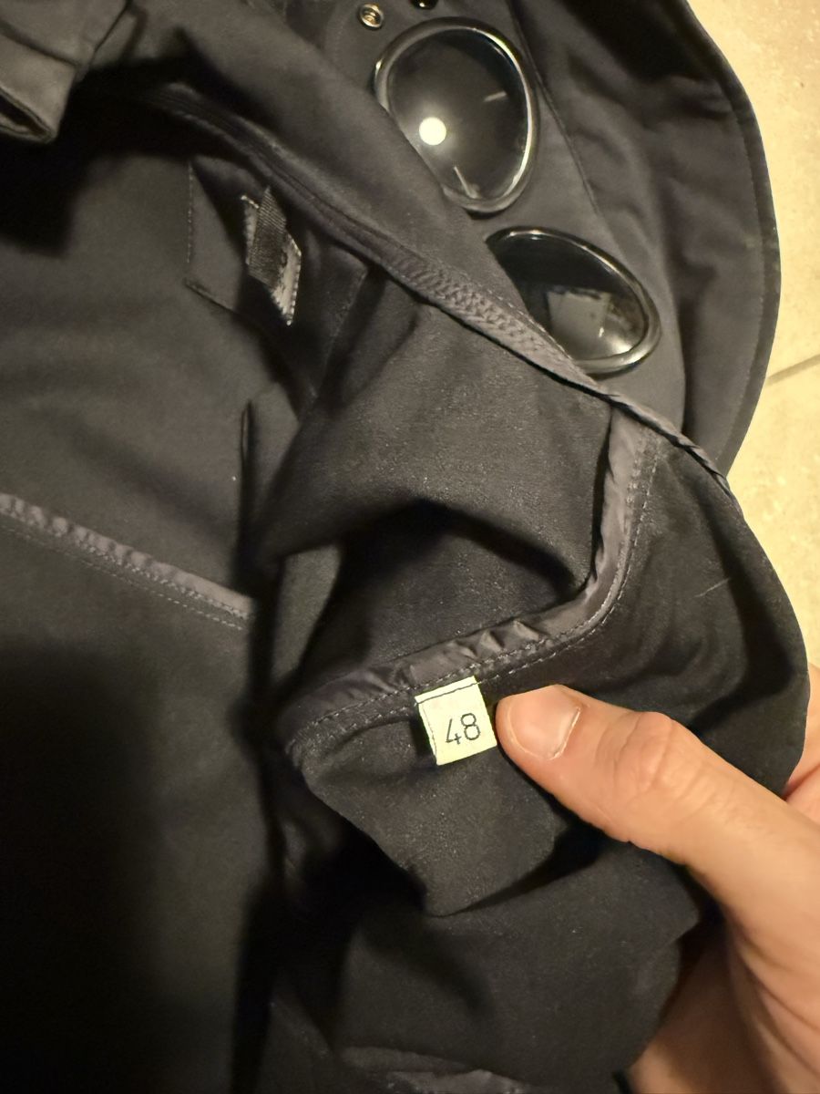 CP Company Giacche: Veste C.P. Company Goggle Jacket noire taille 48 usagé – Usato da Lausanne venduto da D.Kneuss 2
