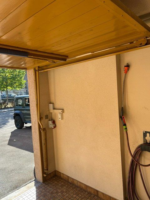 Altro Materiale elettrico: Garagentor mit einem Bosch Antriebs Motor – Usato da Triesen venduto da ivo_9mww 6