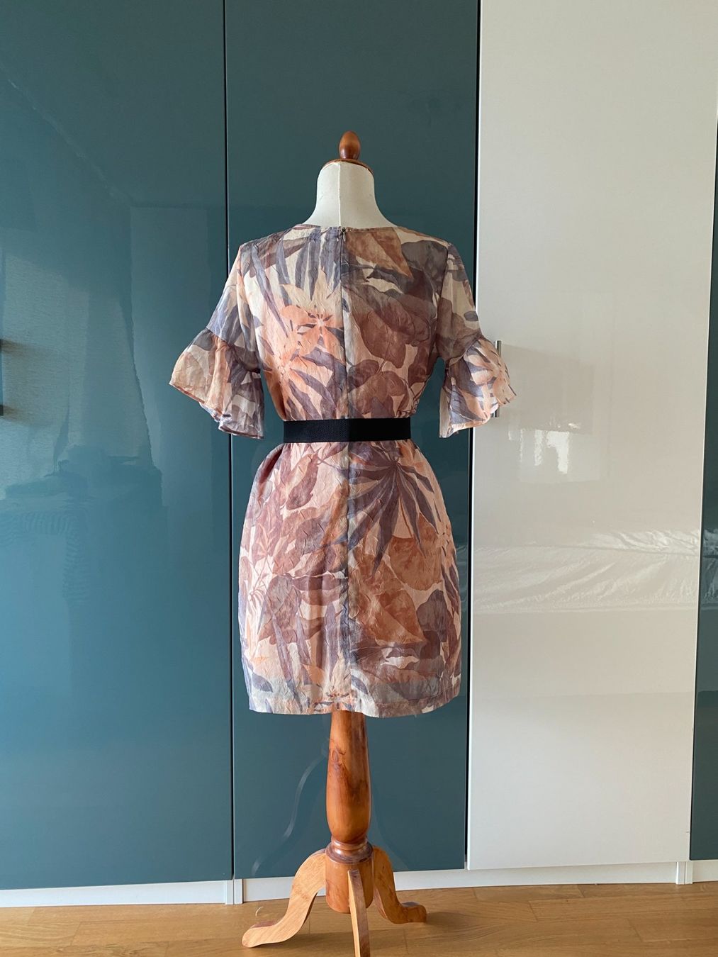 Vestiti: 2-lagiges Designer-Kleid Größe M – Usato da Dübendorf venduto da Levintreyer 1
