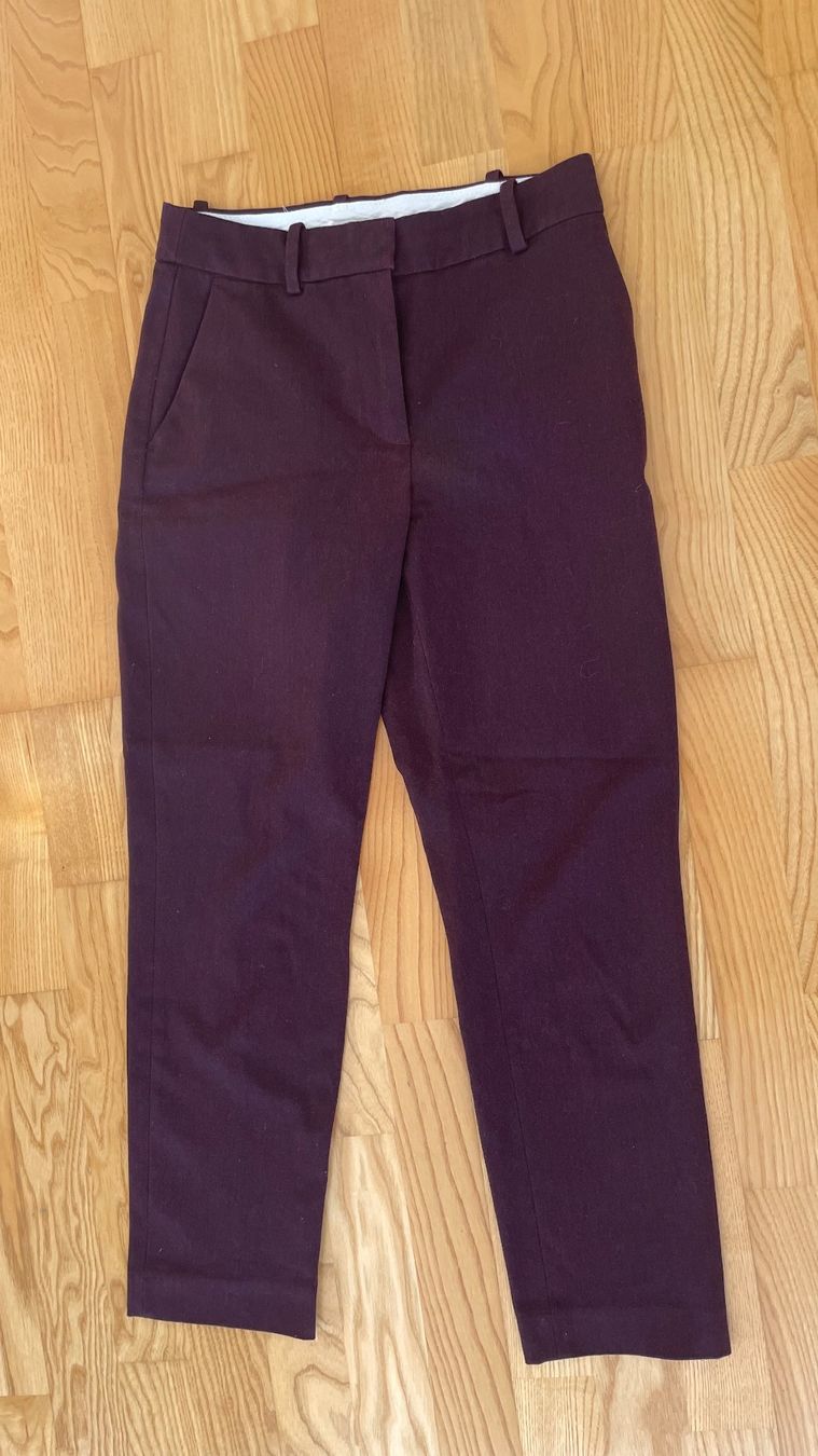 Kleiderpakete: Kleiderpaket: Zwei Stoffhosen 34 – Gebraucht aus Roggwil BE von R.. 1
