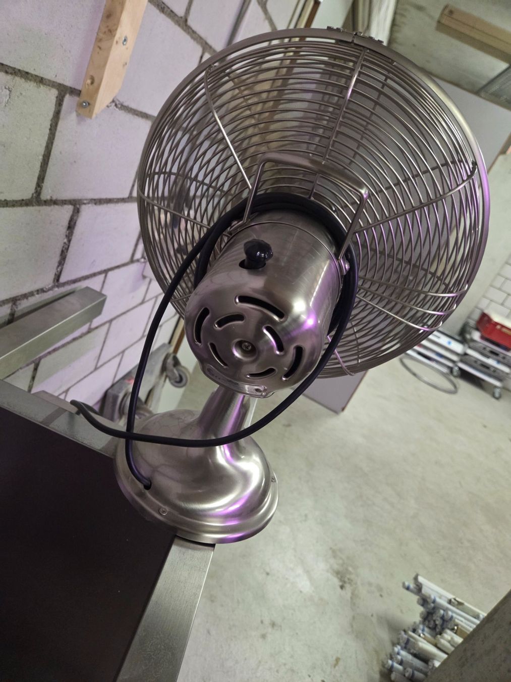 Ventilatori: Tischventilator Hunter Century 3 Stufen 90023 – Usato da Zürich venduto da Alibaba1234 6