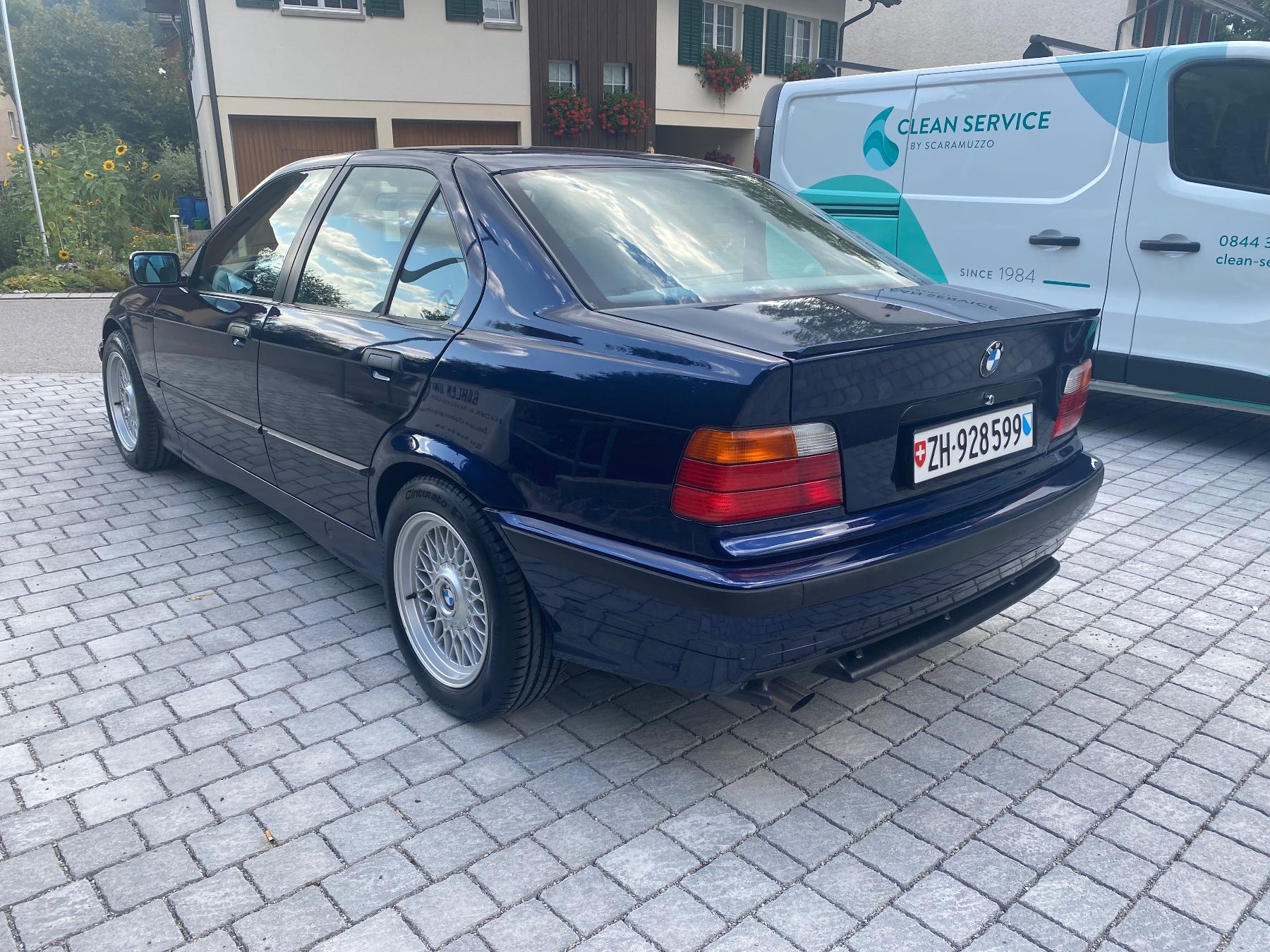 BMW Autos: Bmw E36 320i Limousine – Gebraucht aus Turbenthal von Seeb7 1