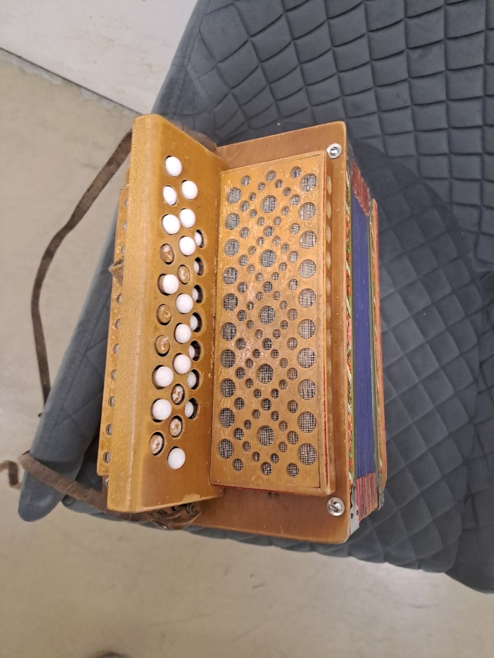 Eichhorn Strumenti musicali: Eichhorn orgeli – Usato da Villeneuve venduto da BibiVintage 1