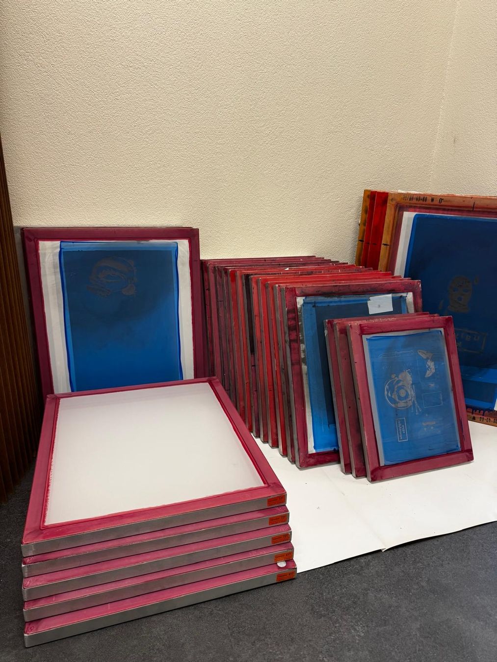 Toutes les machines: Siebdruckkarusell / Siebdruckausstattung – D'occasion à Altstätten SG par CuratedChapter 5
