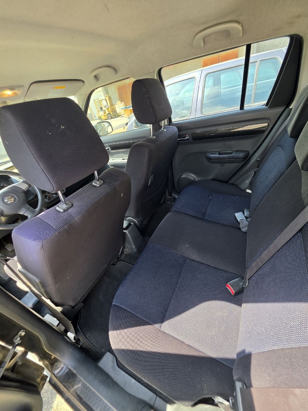 Suzuki Autos: Suzuki swift 1.3  – Gebraucht aus Les Valettes von mor_7ww2 4