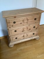 Holzkommode aus Tannenholz/commode en sapin rustique