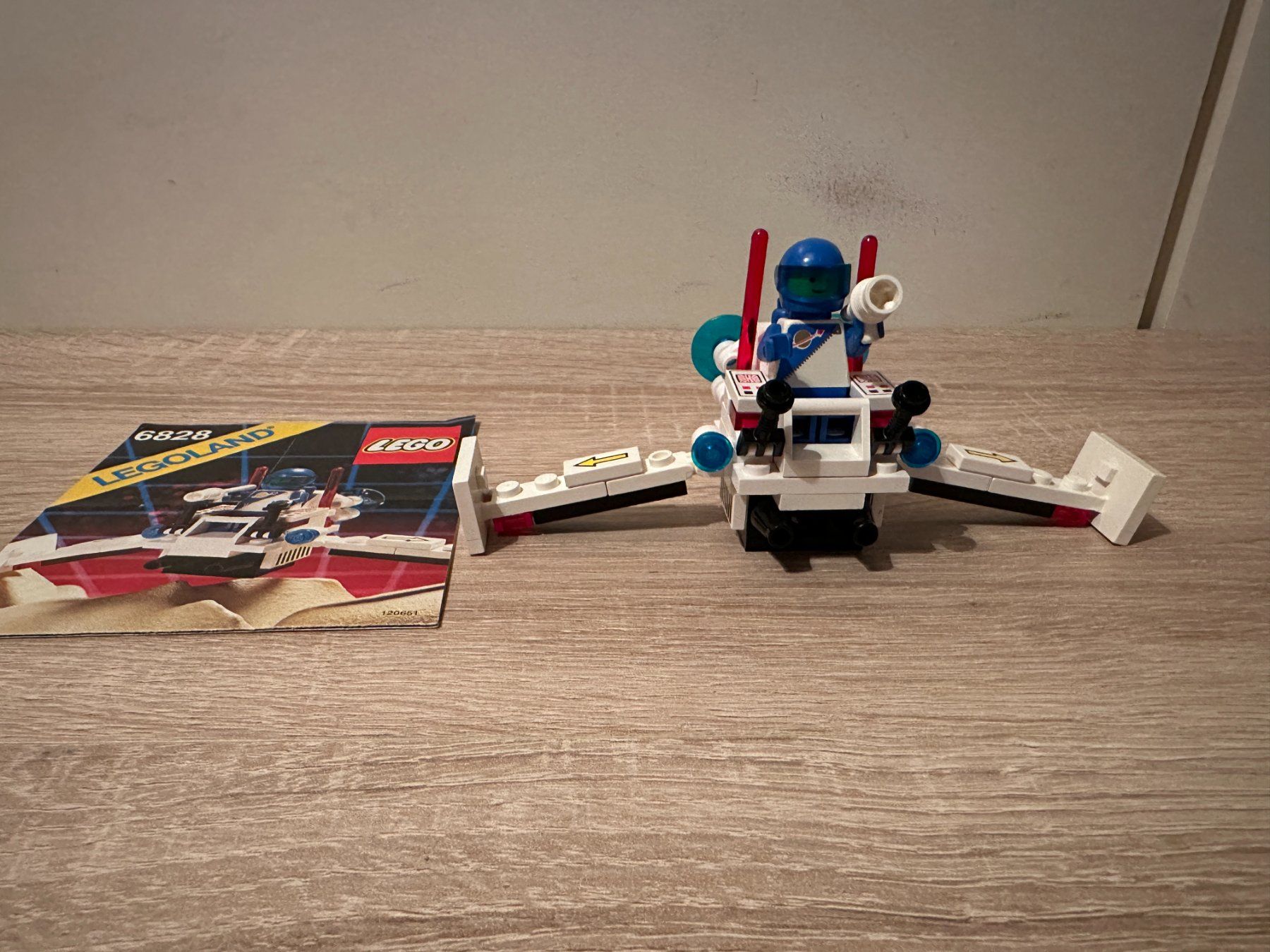 Legoland Baukästen: LEGO Space 6828 Twin-Winged Spoiler – Gebraucht aus Basel von Don-Angel 4