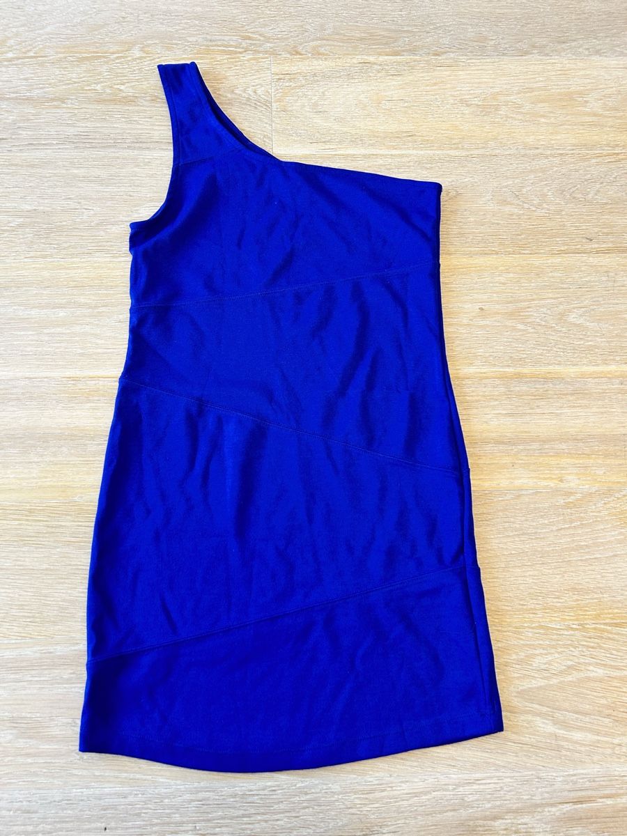 Vestiti: Königsblaues Kleid – Usato da Rorschach venduto da fla_62jm
