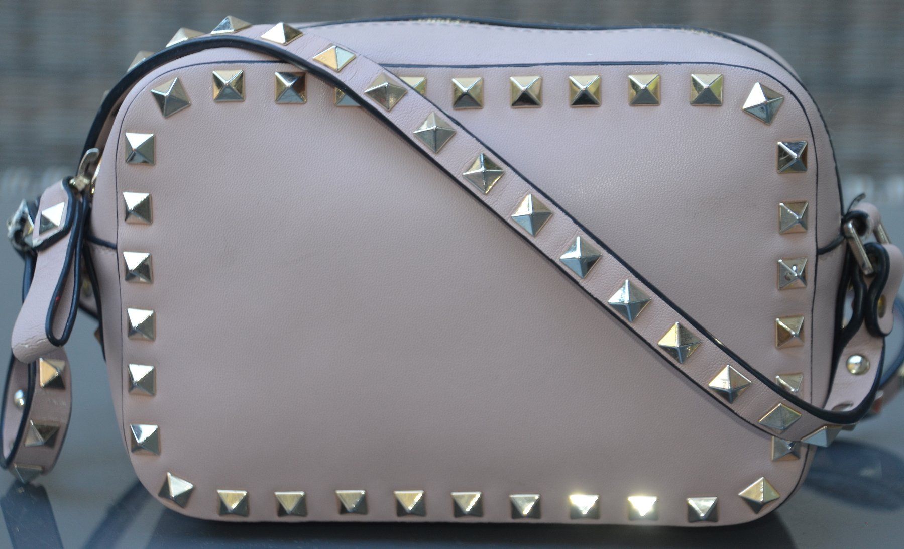 Valentino Borse da donna: Valentino Ruckstud Tasche / sac – Nuovo (secondo la descrizione) da Collonges venduto da Auganien 6
