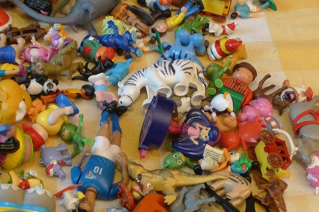 Giocattoli: VIELE-Spielzeuge! – Usato da Bern venduto da bn1640 4
