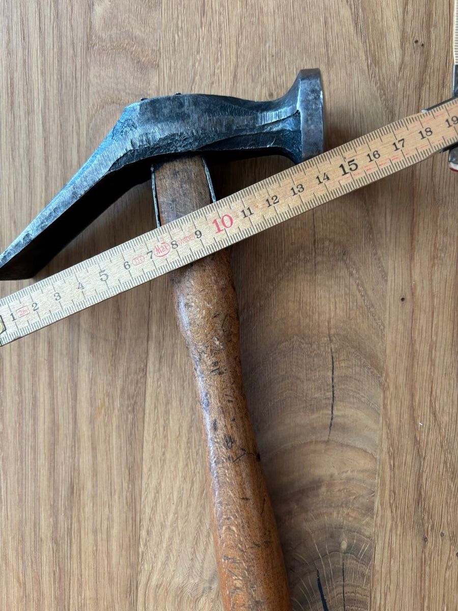 Alle Werkzeuge: Antiker Schusterhammer – Gebraucht aus Oberdorf NW von flufra 4