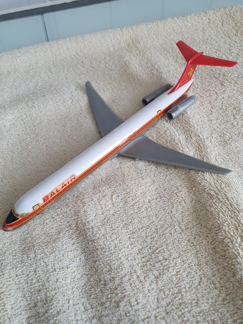 Modellbausätze & Standmodelle: Altes Balair Flugzeug DC-9  – Gebraucht aus WUERENLOS von Eeric 3