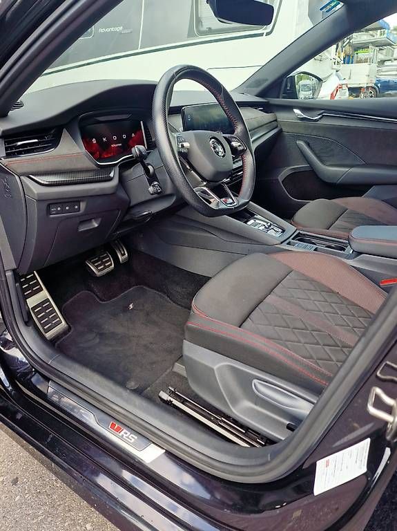 Skoda Automobili: Skoda Octavia RS 4x4 – Usato da Baar venduto da ver_z7lm 6