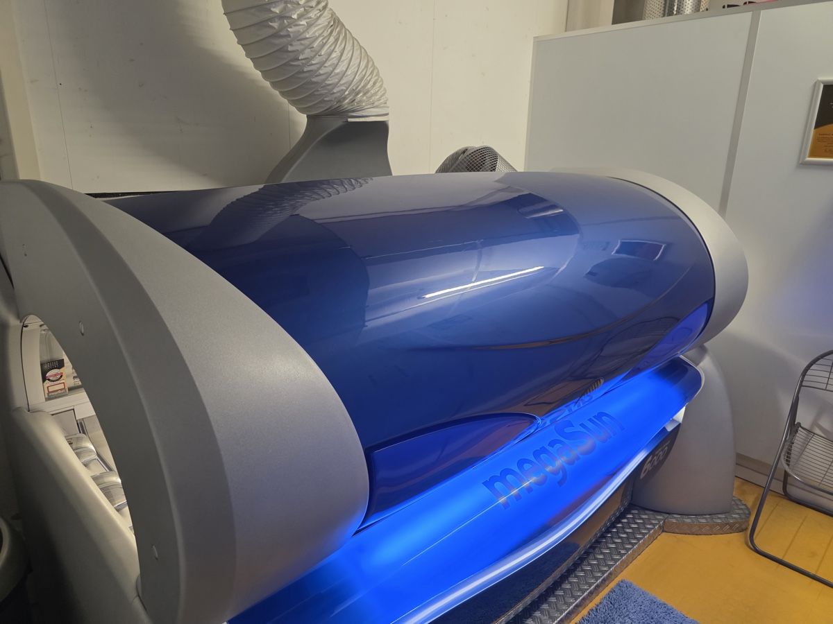 Solarium: Solarium/Collarium – Usato da Döttingen venduto da AFGS 3