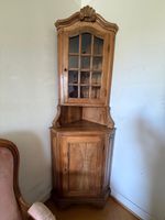 Eckschrank/ Eckvitrine