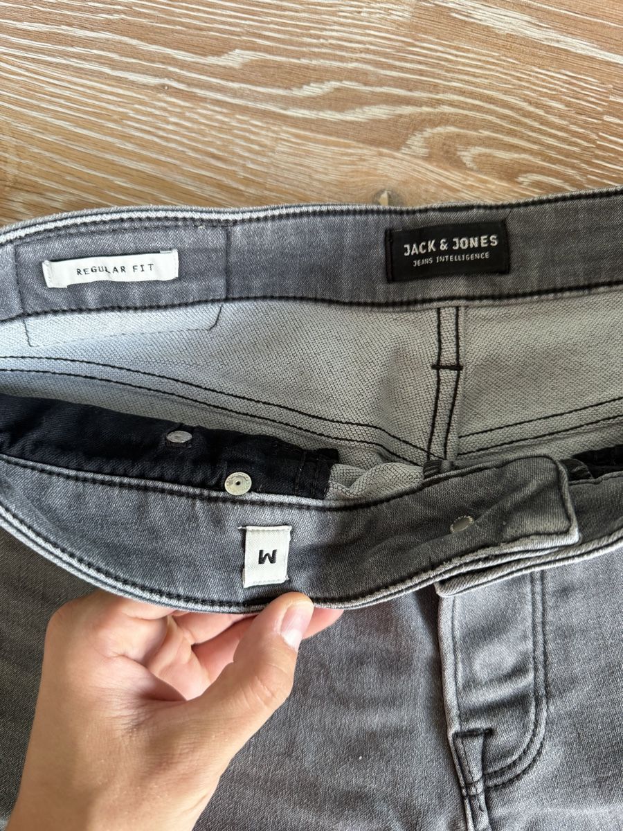 Jack & Jones Jeans: Herren Shorts Jack & Jones Grau Grösse M – Gebraucht aus Schöftland von nevio74 2